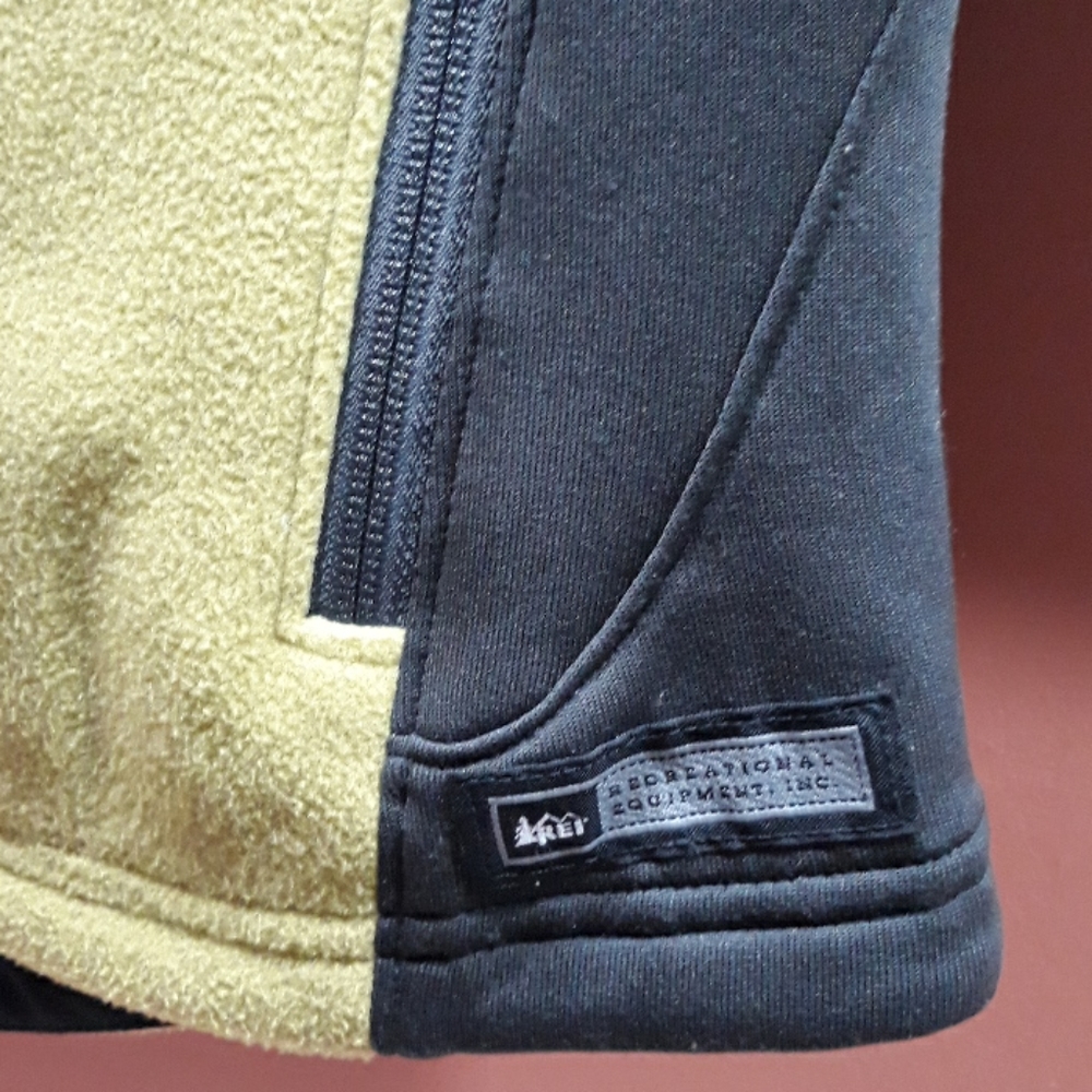 REI Polartech Fleece Vest - Picture 2 of 6